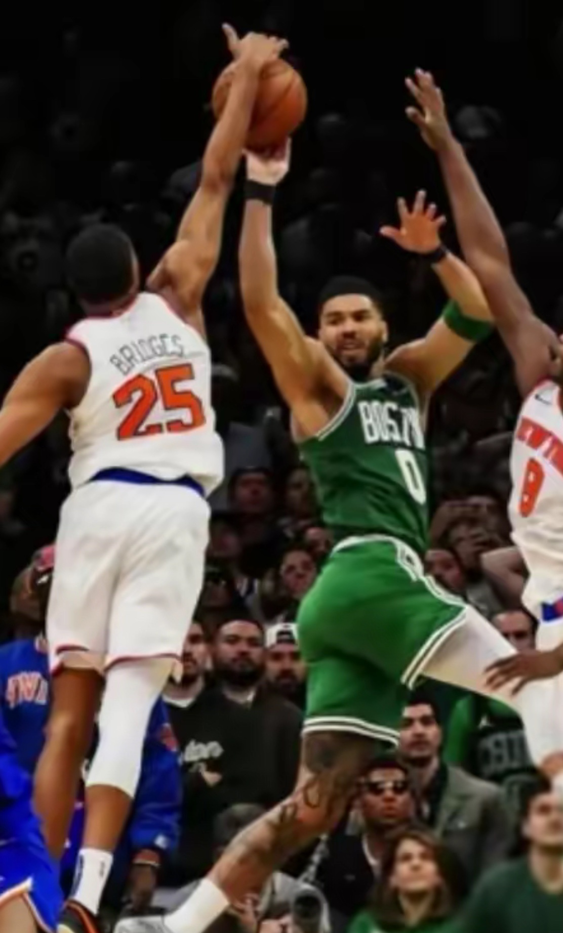 开云app-塔图姆意外战胜独行侠，表现优异引爆全场！引发球迷热议的简单介绍-开云app