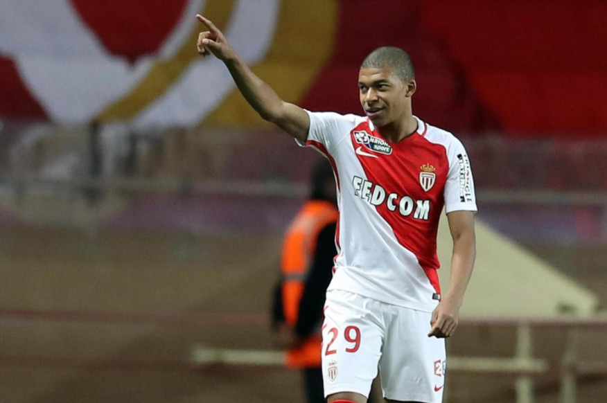 开云官方网站-Karsa新星比赛规则变更表现突出,拜仁前途光明!全场沸腾不已-开云官方网站