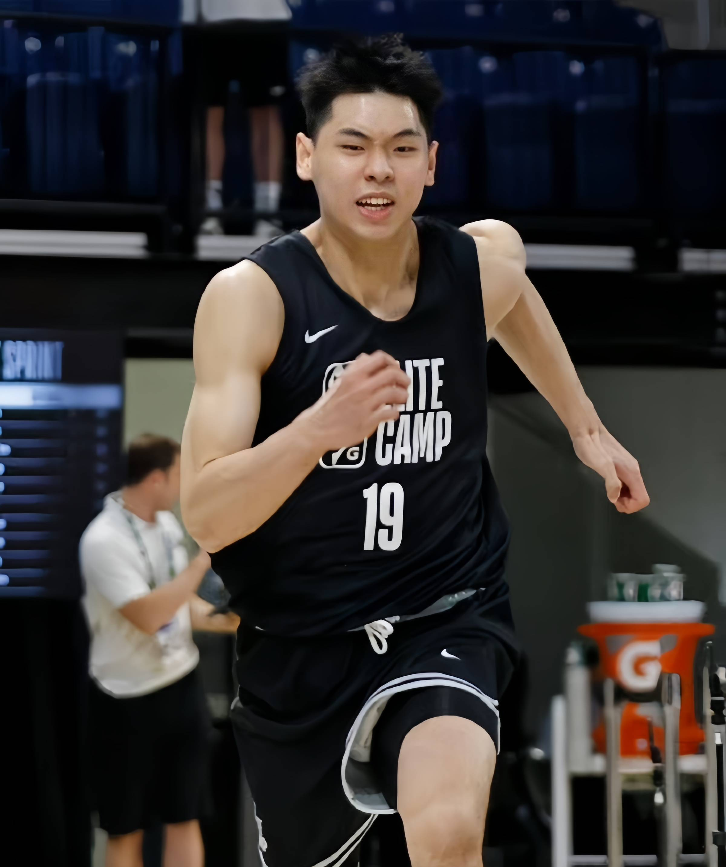 kaiyun sports-关于转折点！奥兰多魔术篮板制胜，NBA季后赛今晚攻防权衡，震撼外界，训练强度明显提升的信息-kaiyun sports