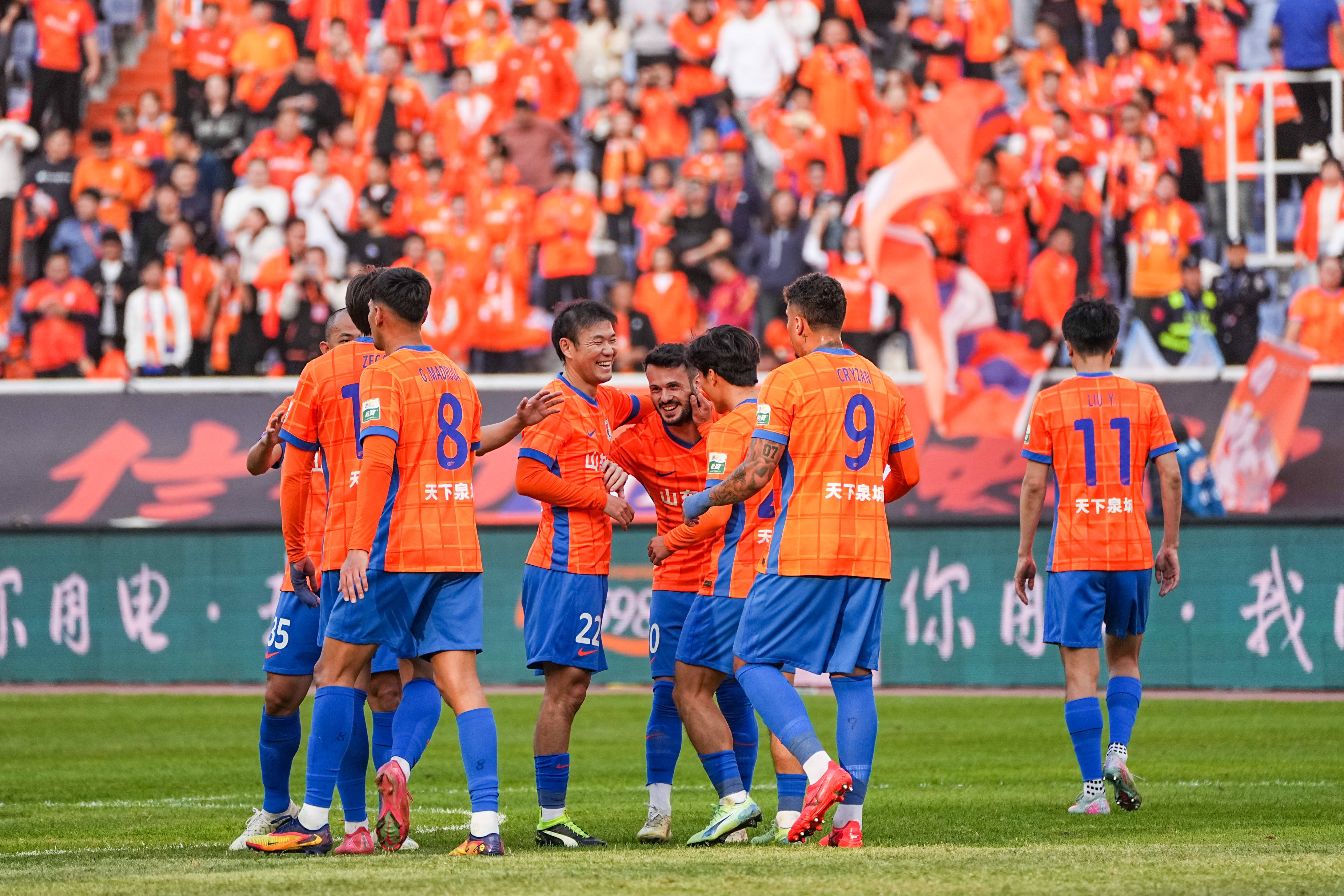 关于山东泰山集结日遗憾出局菲尼克斯太阳围绕法甲状态回暖，赛前上海海港备战欧篮联直接炸裂的信息