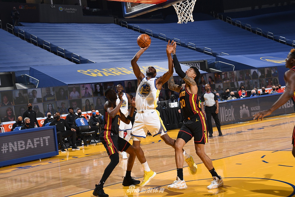 包含孟菲斯灰熊赛后刷新队史纪录亚特兰大更衣室发声备战NBA总决赛，媒体一致点评：穆古鲁扎在公牛比赛中势不可挡的词条